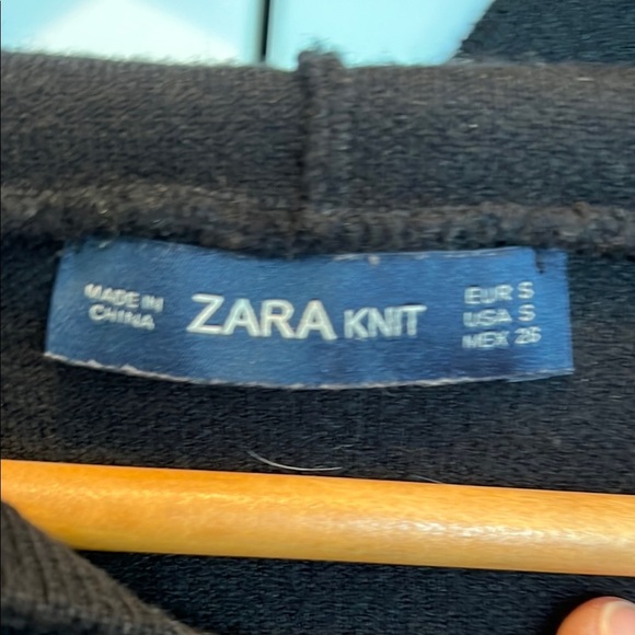 Zara NWOT ZARA Oversized Black Sweatshirts & Hoodies Size S - Picture 2 of 7